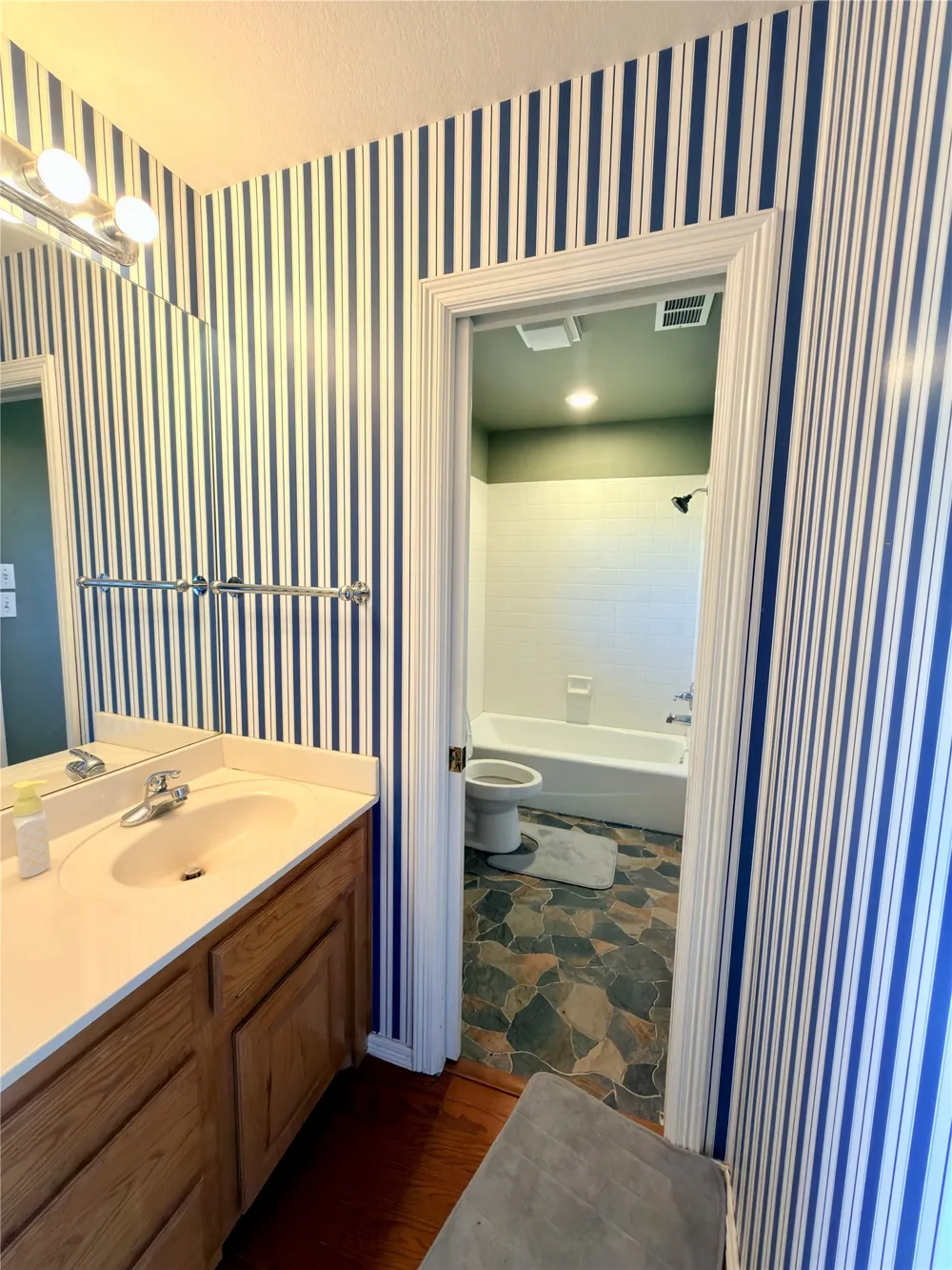 5521 Fm 51 Weatherford, TX 76085