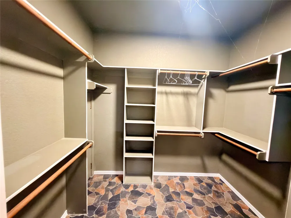 5521 Fm 51 Weatherford, TX 76085