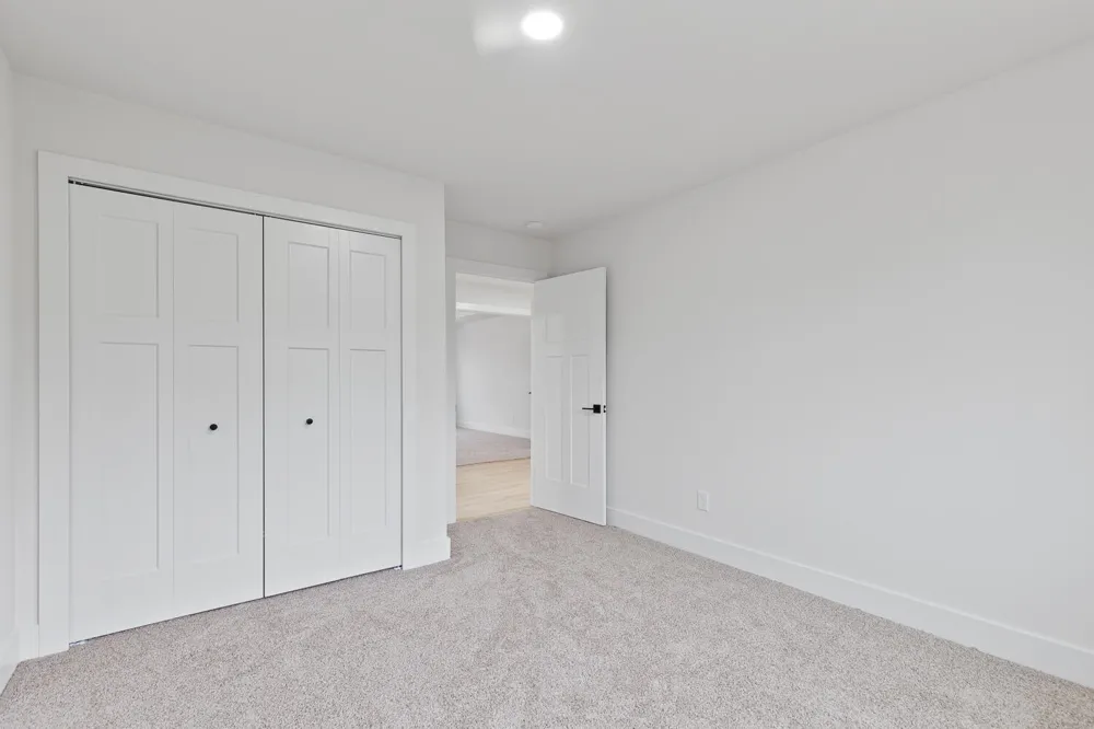 2024 Green Acres Drive Adrian, MI 49221
