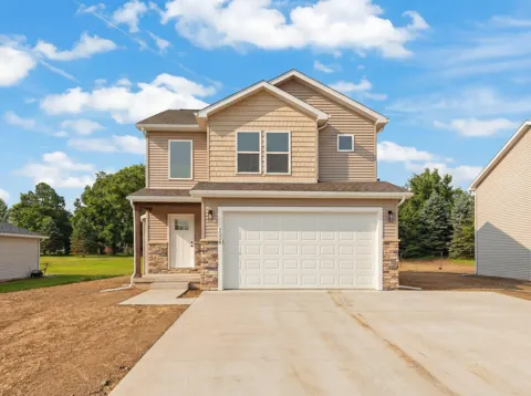 2024 Green Acres Drive
