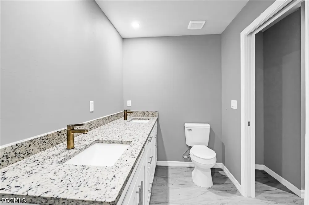 S Grimsley Court Fort Myers, FL 33916