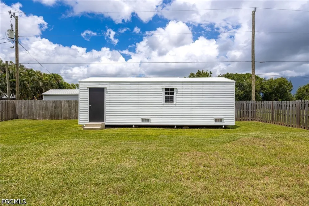 Orange Avenue North Fort Myers, FL 33903