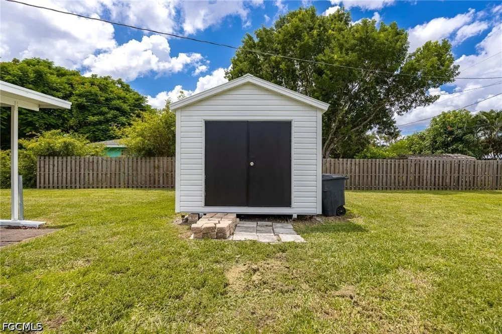 Orange Avenue North Fort Myers, FL 33903