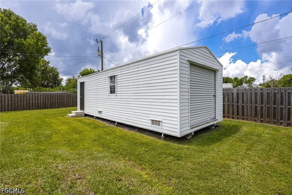 Orange Avenue North Fort Myers, FL 33903