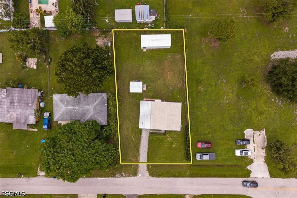Orange Avenue North Fort Myers, FL 33903