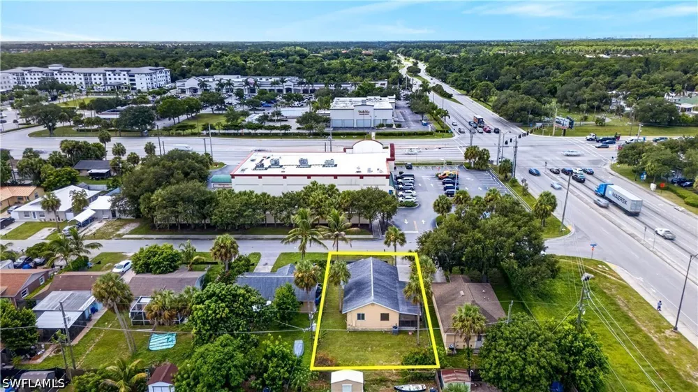 Chapman Avenue Bonita Springs, FL 34135