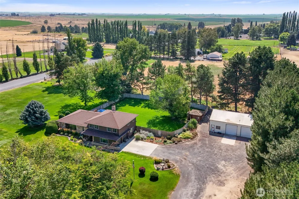 10755 SE Dune Lake Loop Moses Lake, WA 98837