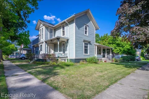 402 Hickory Street