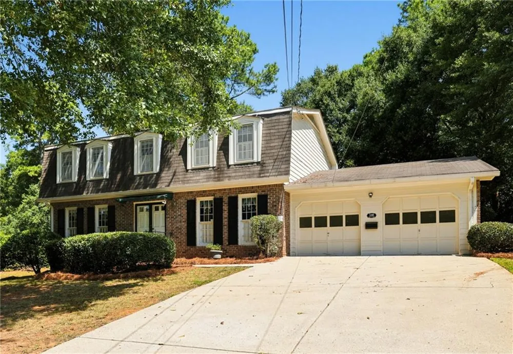 110 Jade Cove Circle Roswell, GA 30075
