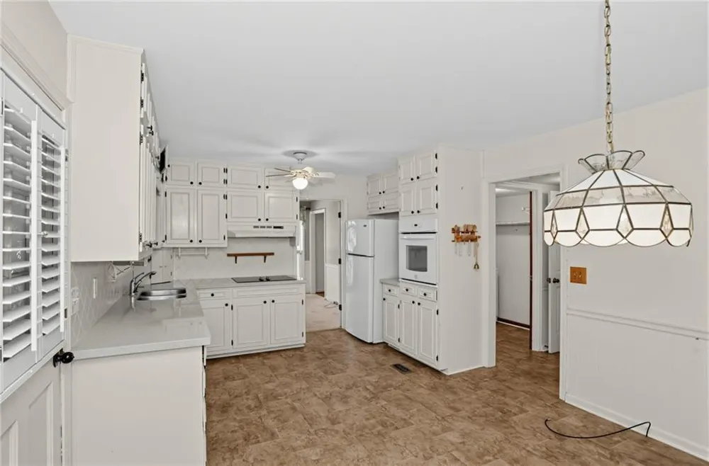 110 Jade Cove Circle Roswell, GA 30075