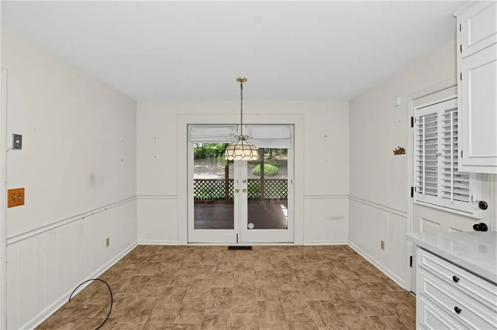 110 Jade Cove Circle Roswell, GA 30075