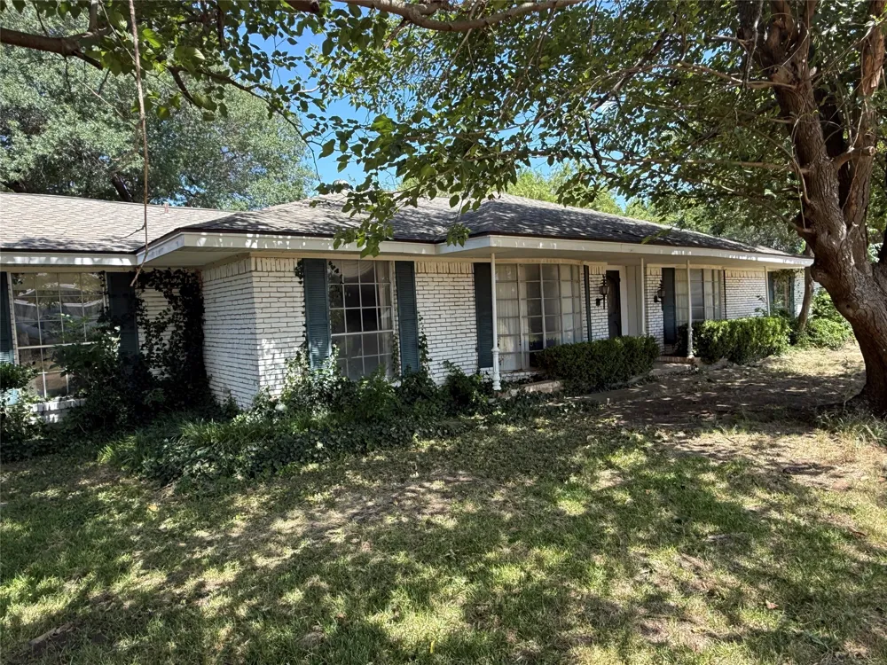 604 E Highland Road Ovilla, TX 75154
