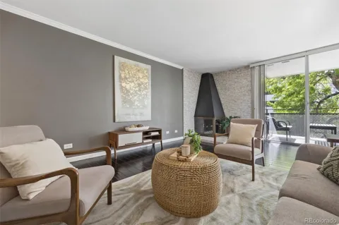 1200 Vine Street #3C