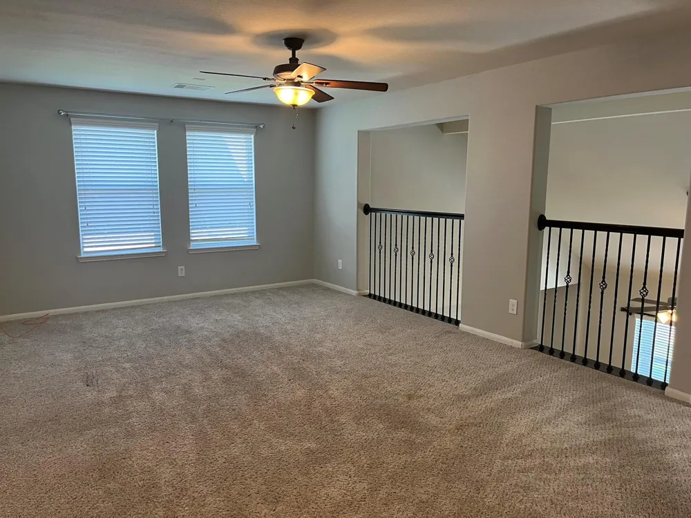 4002 Longwood Drive Mont Belvieu, TX 77523