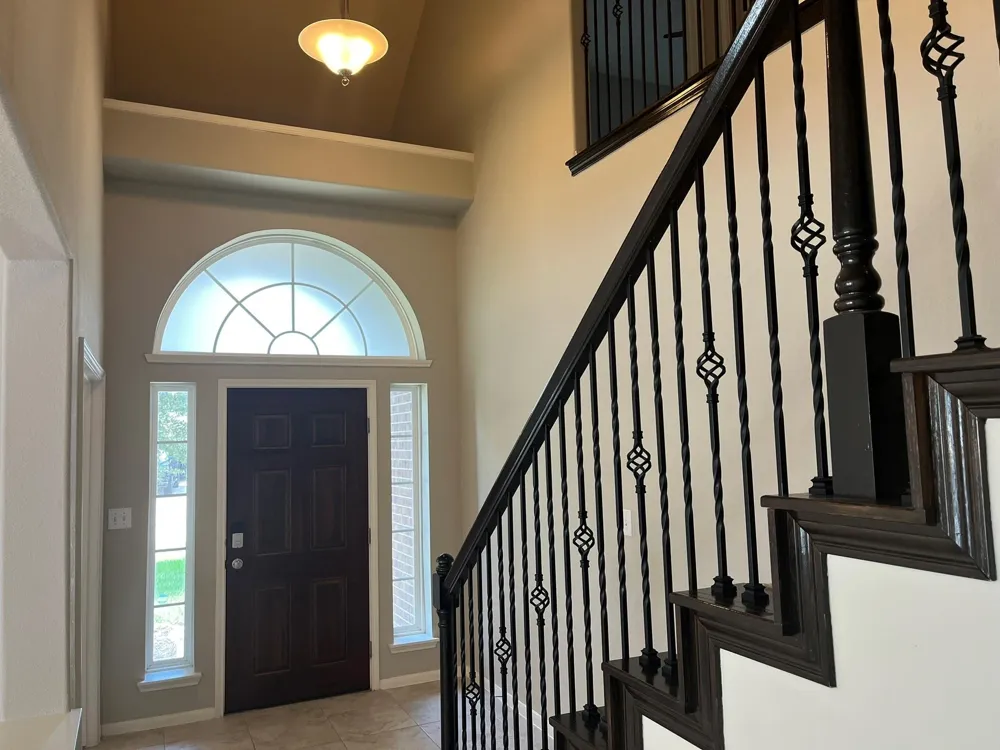 4002 Longwood Drive Mont Belvieu, TX 77523
