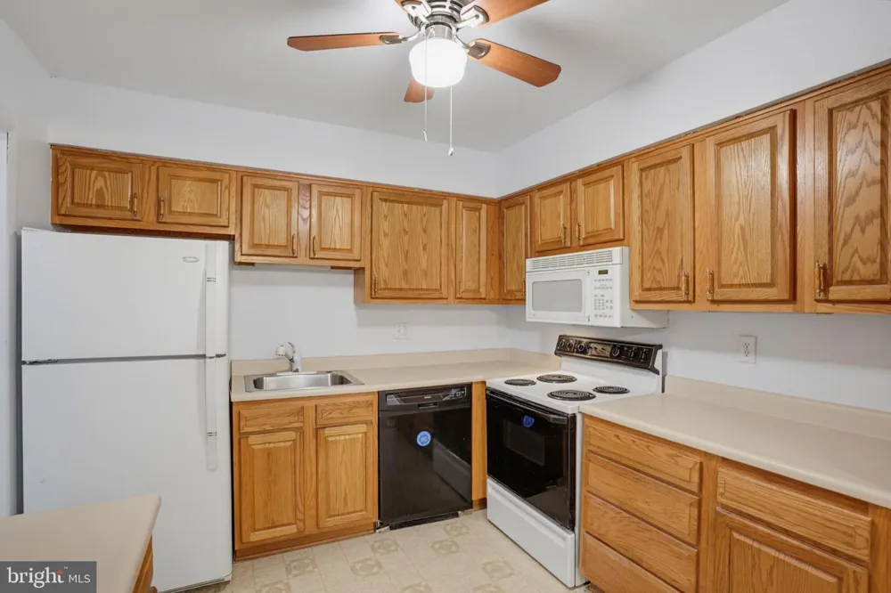 56 WELSH TRACT ROAD #56-302 Newark, DE 19713