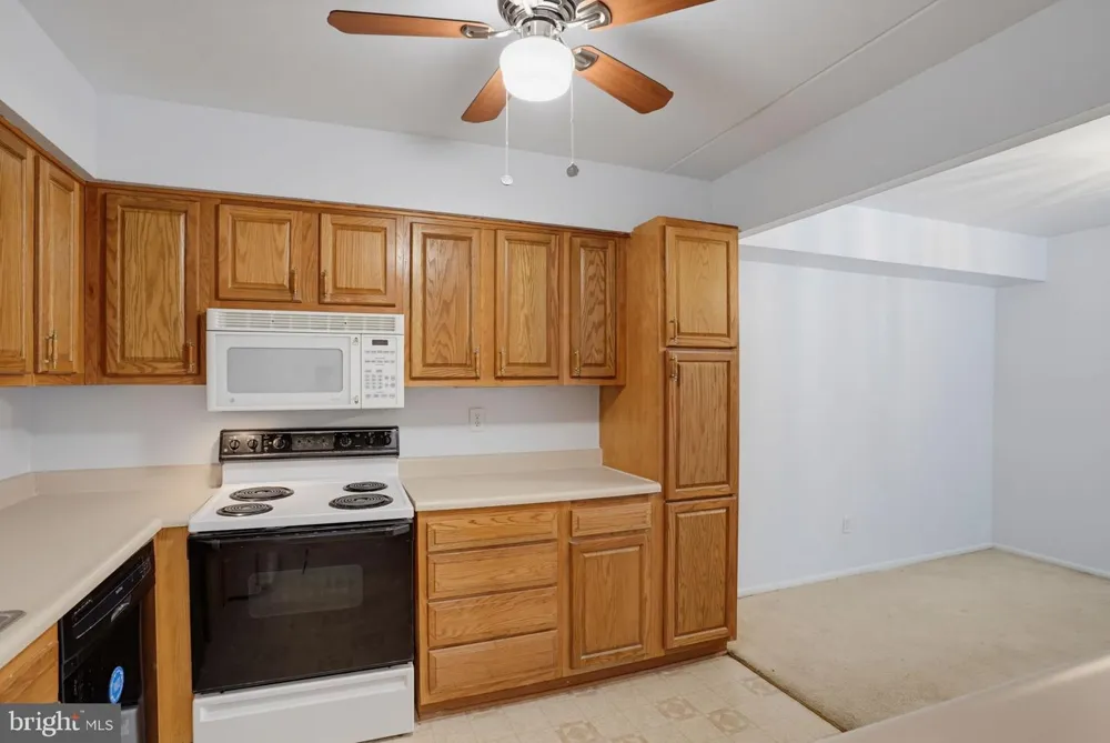 56 WELSH TRACT ROAD #56-302 Newark, DE 19713