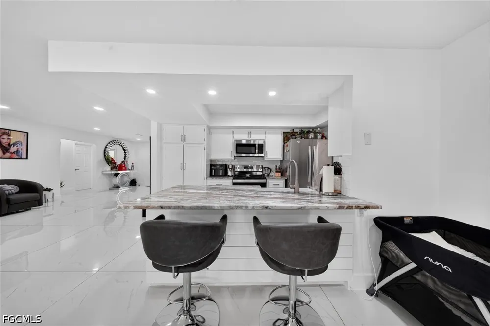 SE 43rd Street Cape Coral, FL 33904