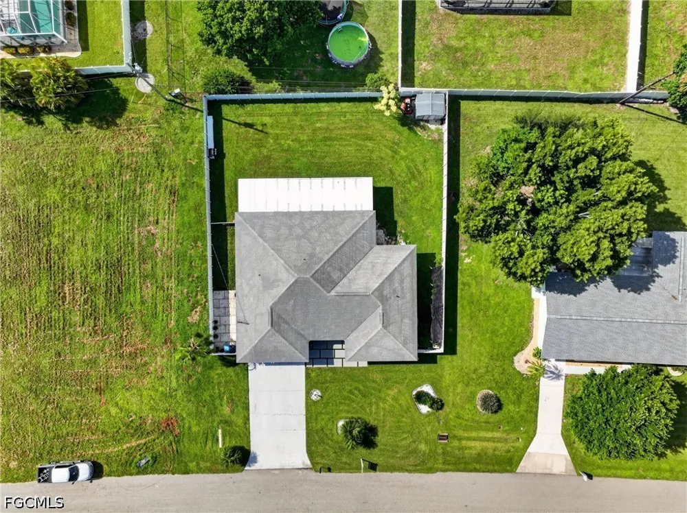 SE 43rd Street Cape Coral, FL 33904