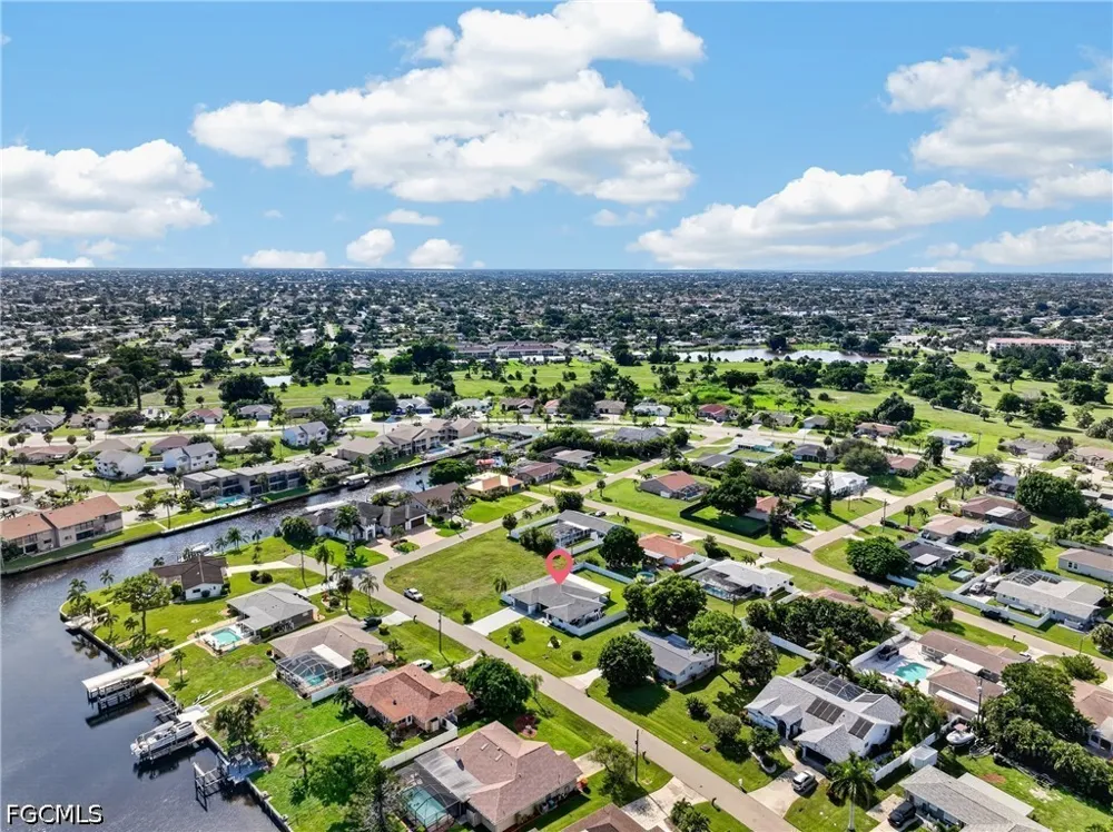 SE 43rd Street Cape Coral, FL 33904