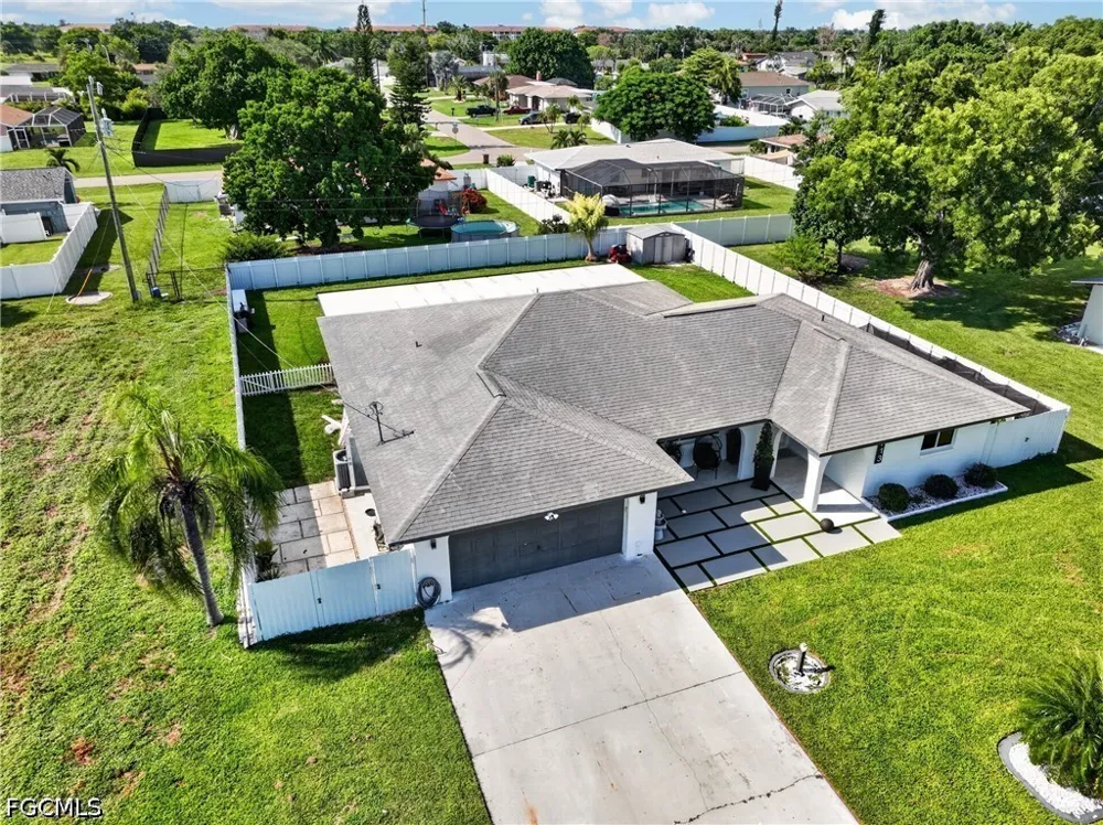 SE 43rd Street Cape Coral, FL 33904