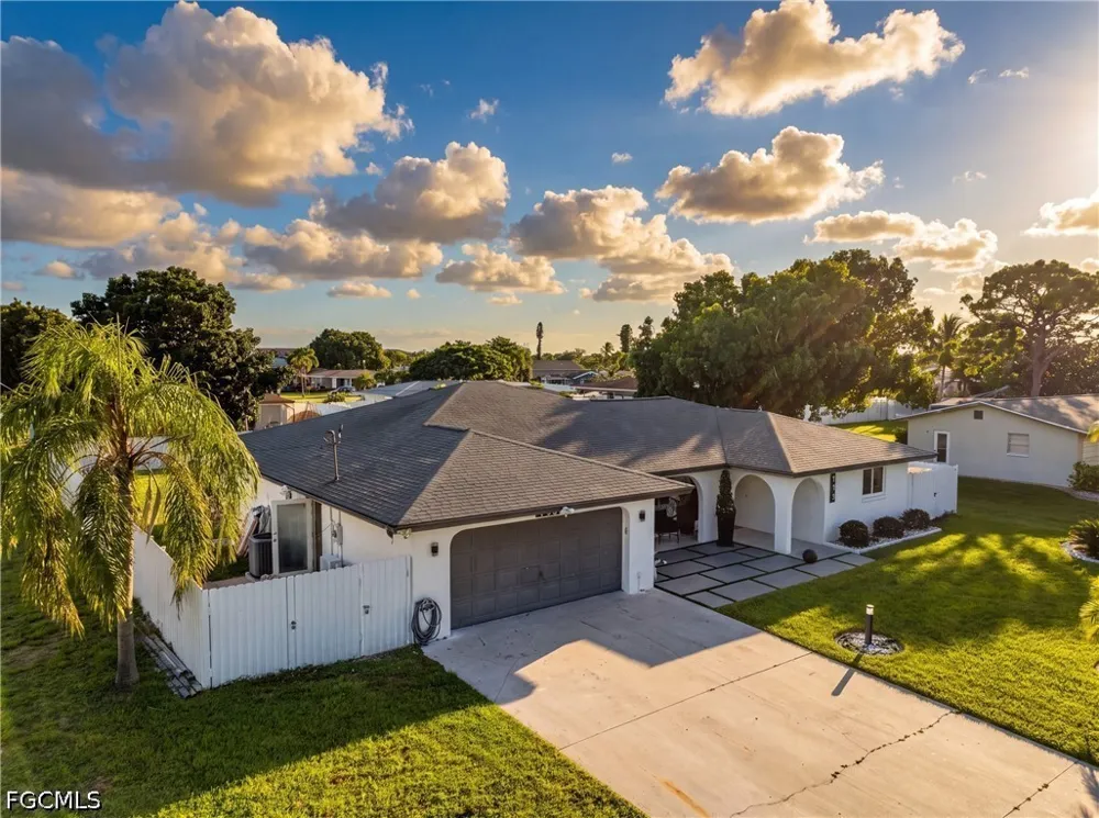 SE 43rd Street Cape Coral, FL 33904