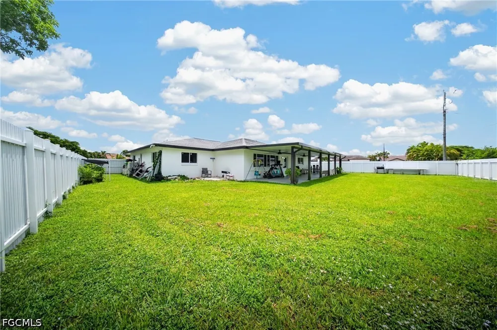 SE 43rd Street Cape Coral, FL 33904