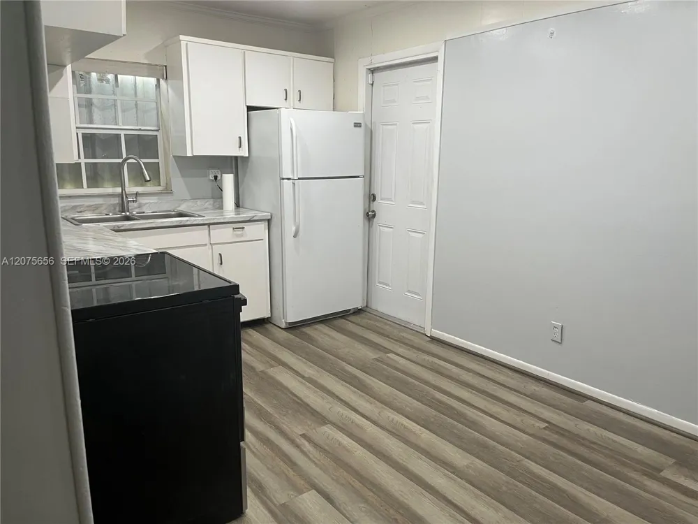 1851 NW 51st Ter Miami, FL 33142