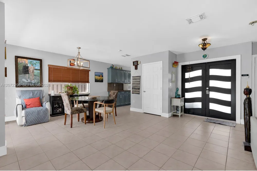 16711 SW 140th Ave Miami, FL 33177