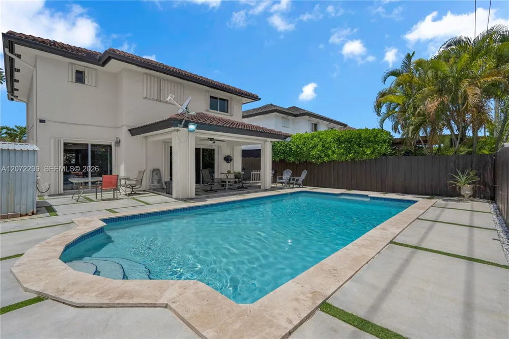16711 SW 140th Ave Miami, FL 33177