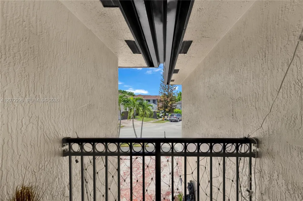 16711 SW 140th Ave Miami, FL 33177