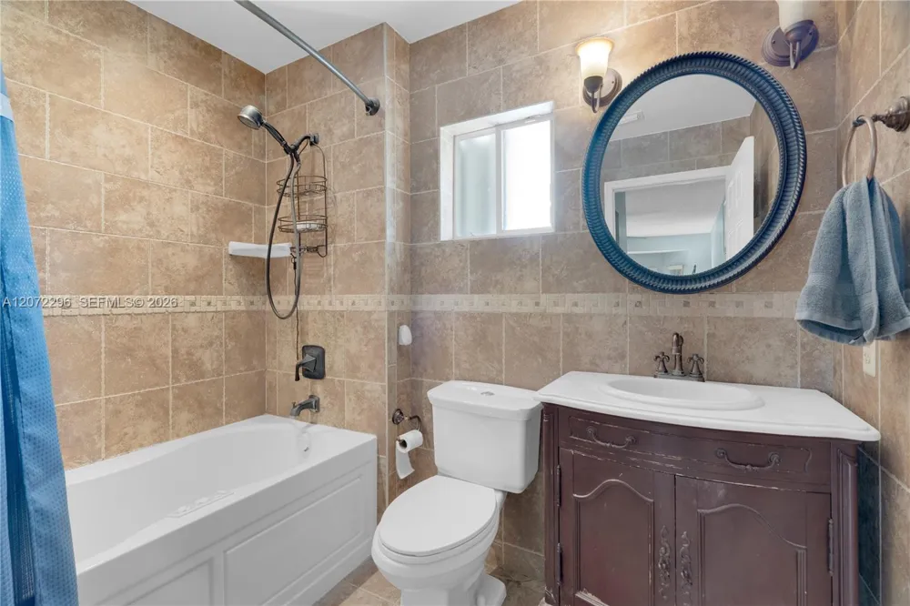 16711 SW 140th Ave Miami, FL 33177