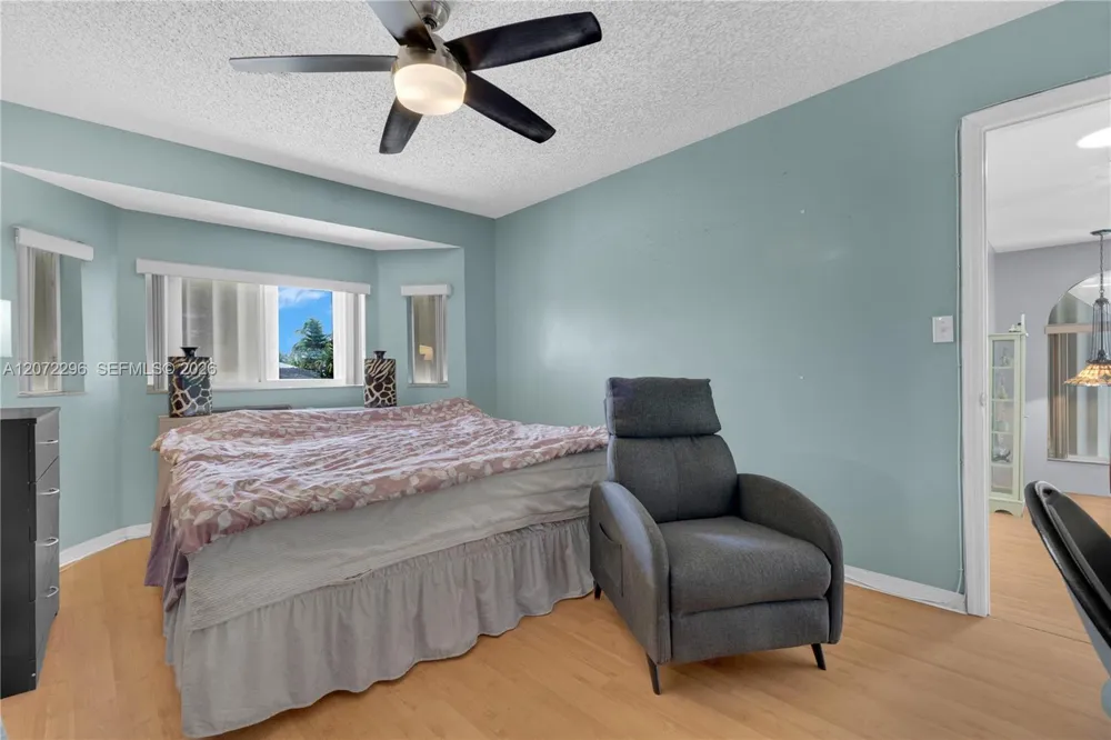 16711 SW 140th Ave Miami, FL 33177