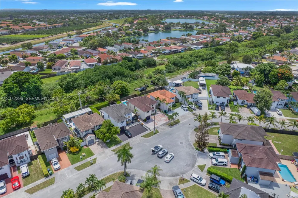 16711 SW 140th Ave Miami, FL 33177
