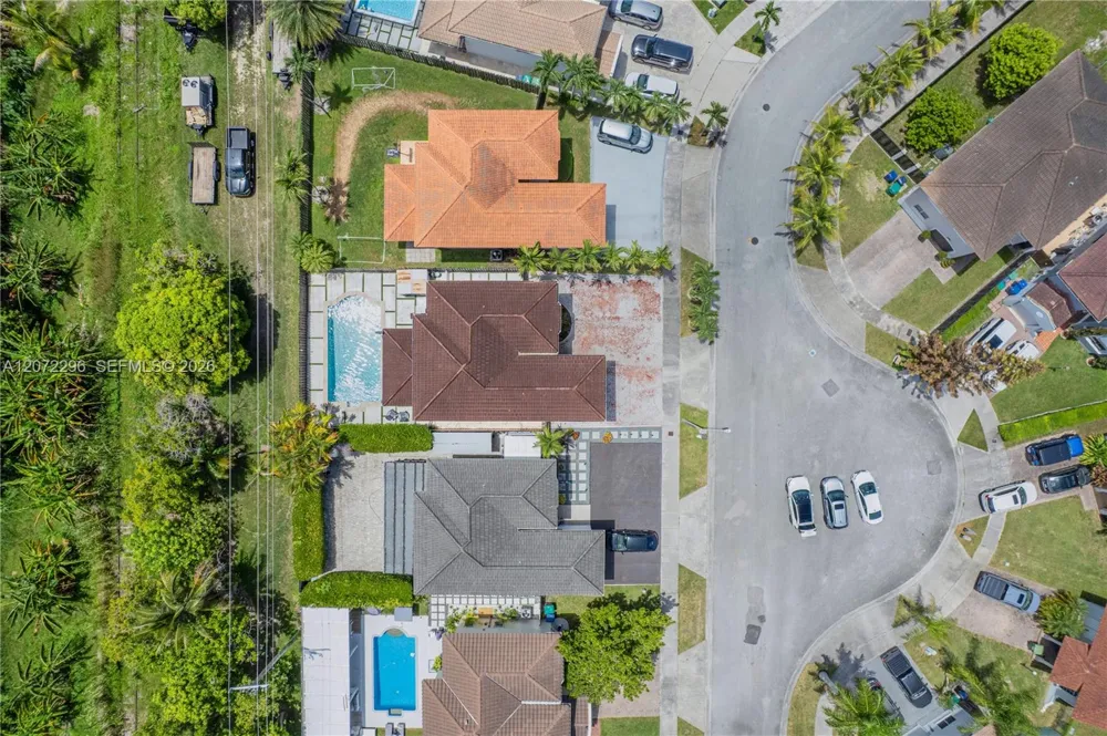 16711 SW 140th Ave Miami, FL 33177