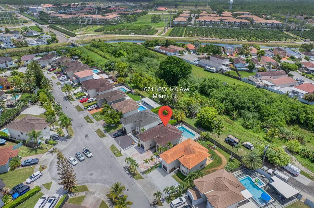 16711 SW 140th Ave Miami, FL 33177