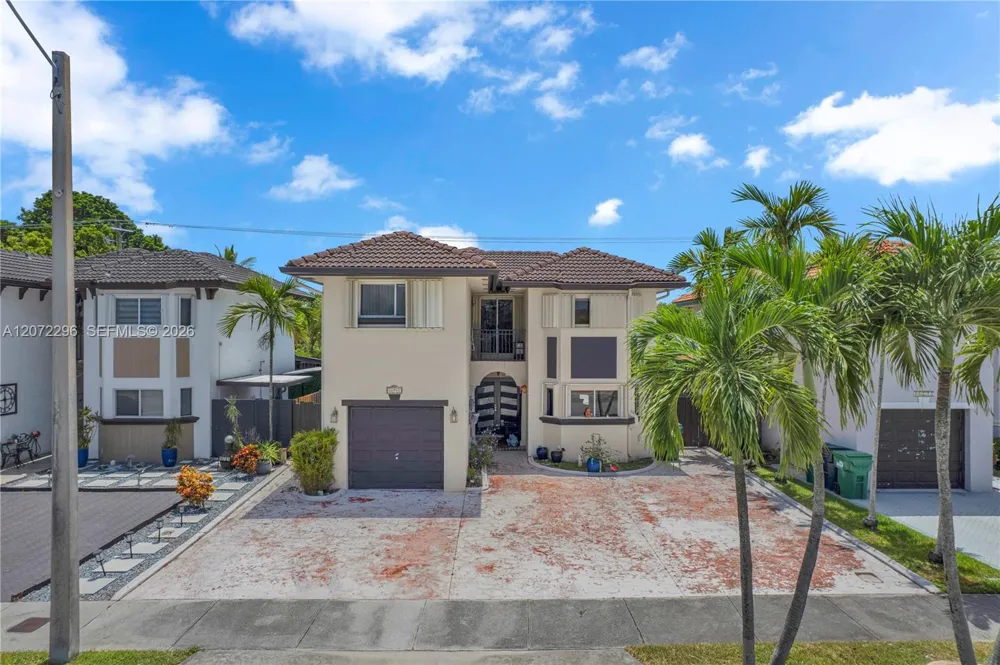 16711 SW 140th Ave Miami, FL 33177