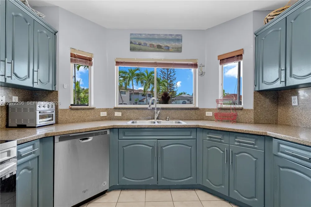 16711 SW 140th Ave Miami, FL 33177