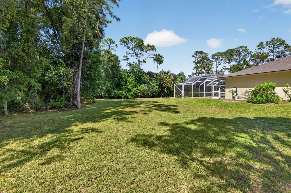 17101 60th Lane Loxahatchee, FL 33470