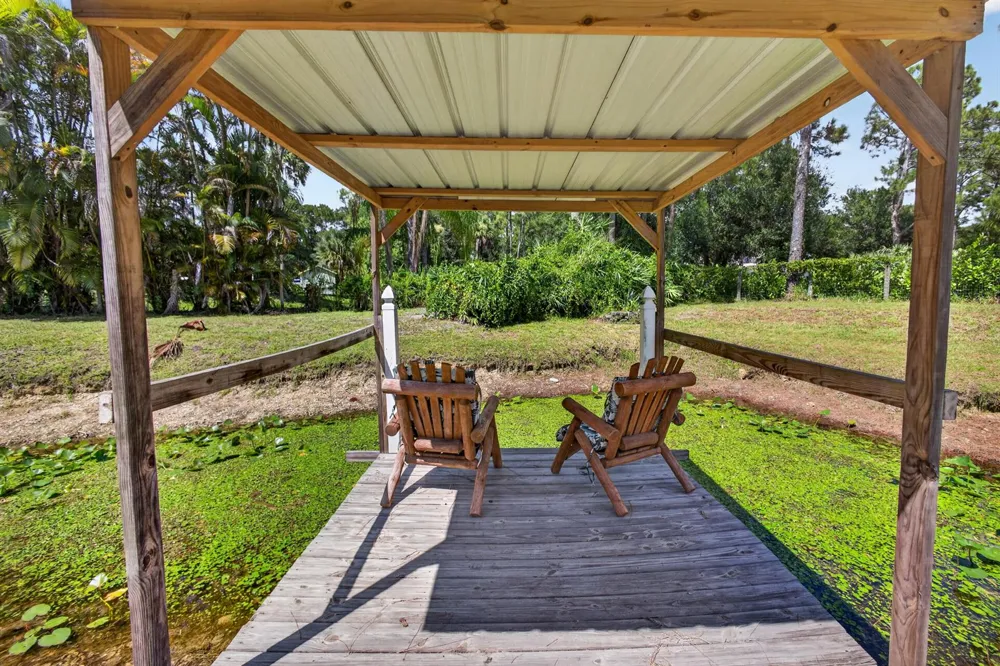 17101 60th Lane Loxahatchee, FL 33470