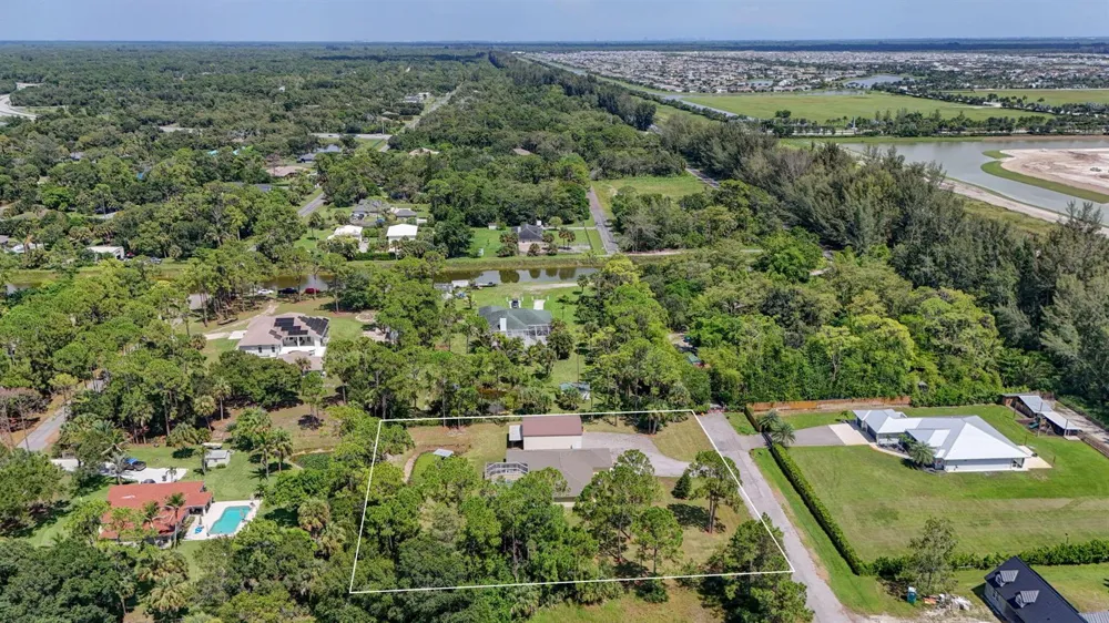 17101 60th Lane Loxahatchee, FL 33470