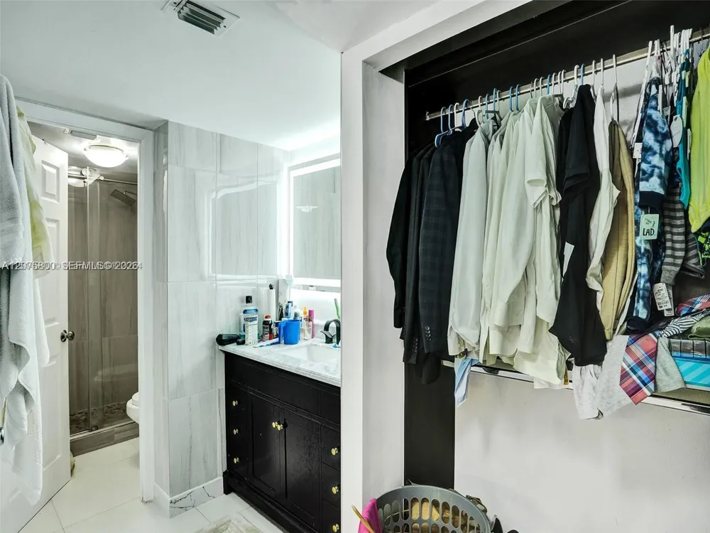 18061 Biscayne Blvd #502 Aventura, FL 33160
