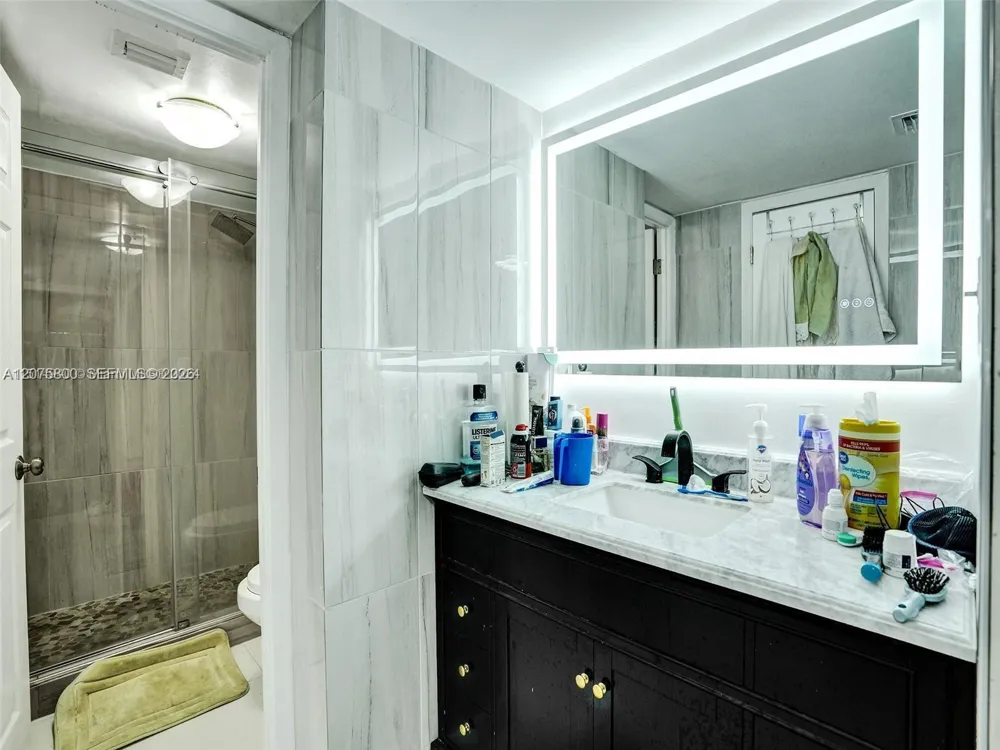 18061 Biscayne Blvd #502 Aventura, FL 33160