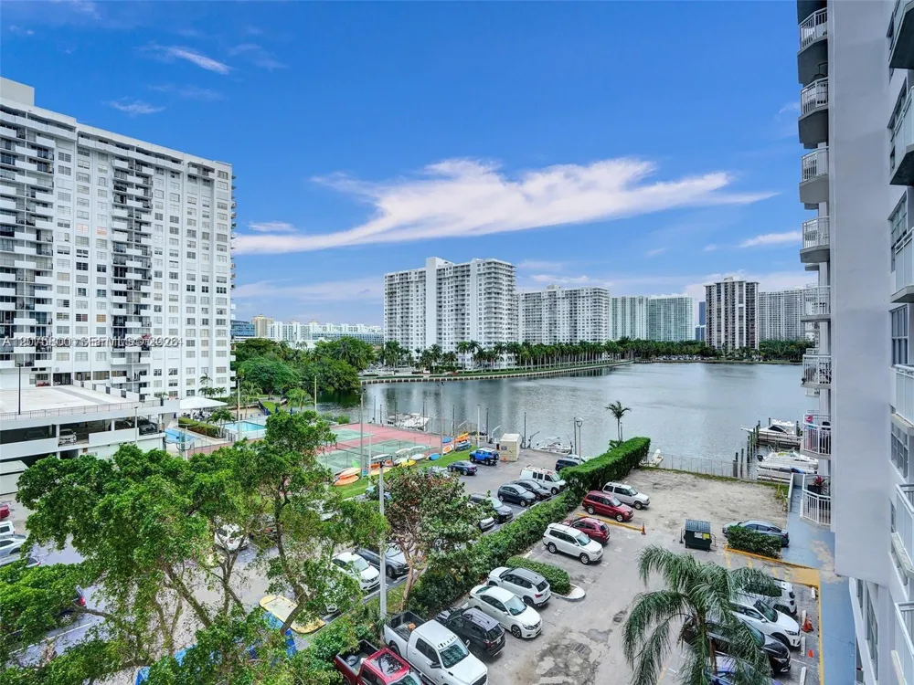 18061 Biscayne Blvd #502 Aventura, FL 33160