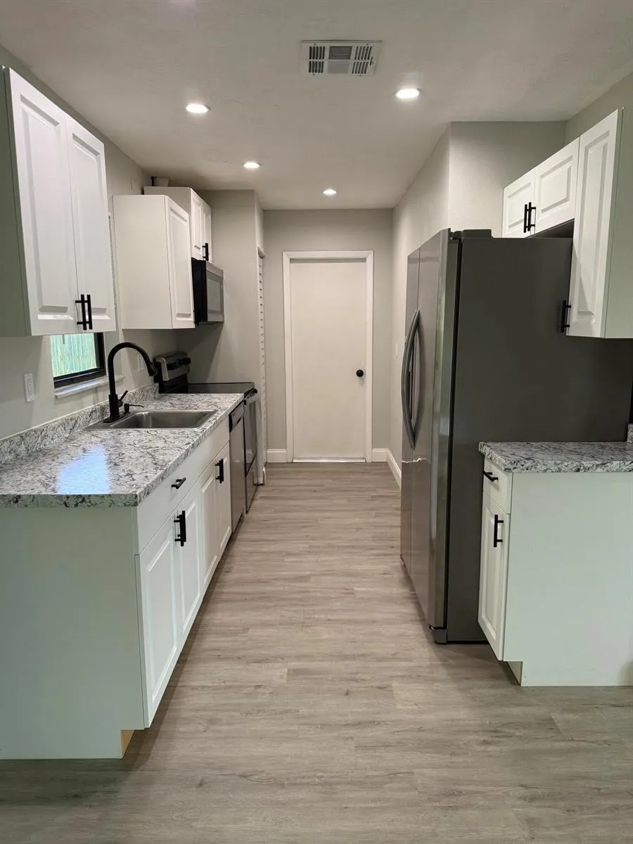 1931 SW Beekman Street Port St. Lucie, FL 34953