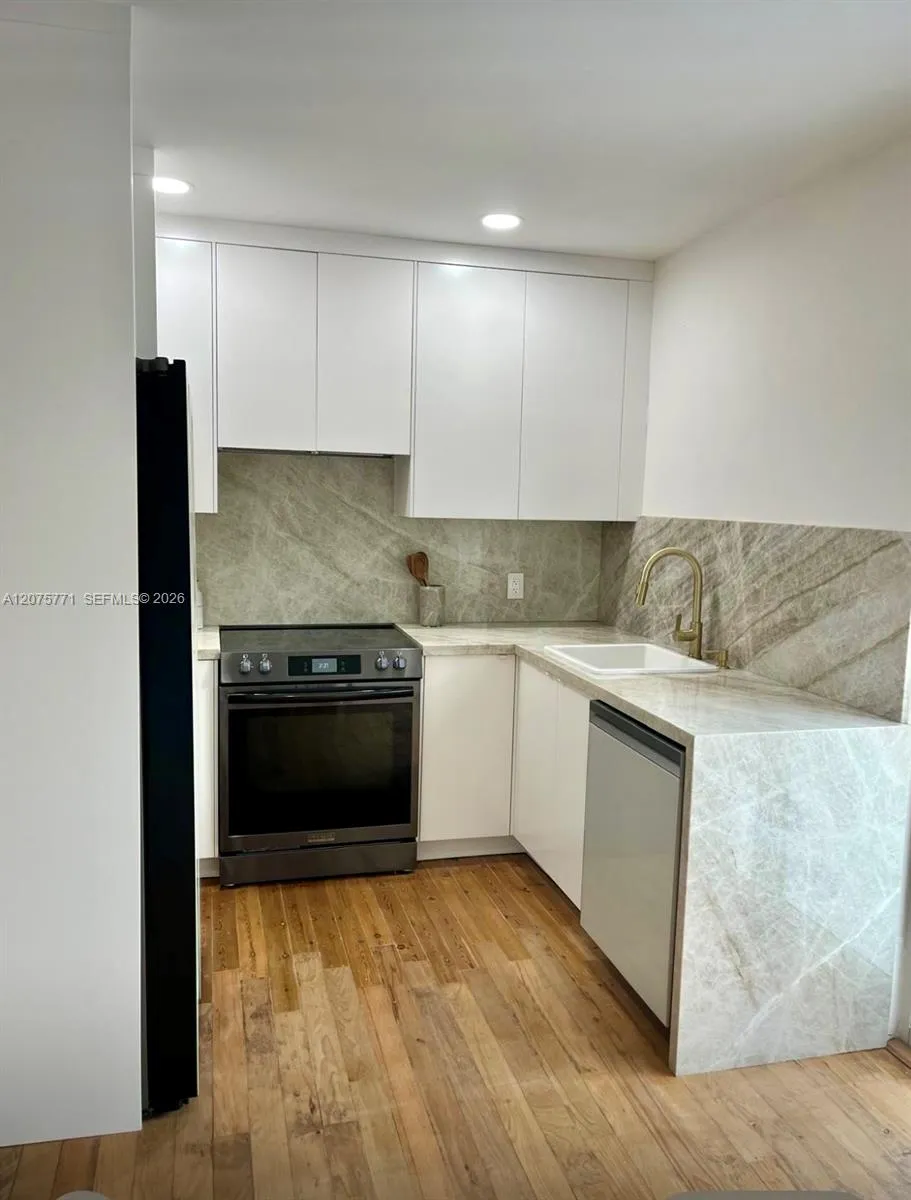 22 Marabella Ave Coral Gables, FL 33134