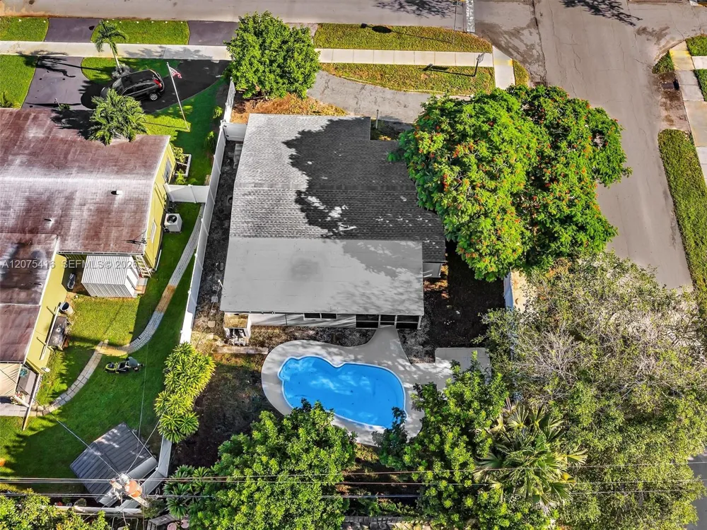 6800 Raleigh St Hollywood, FL 33024