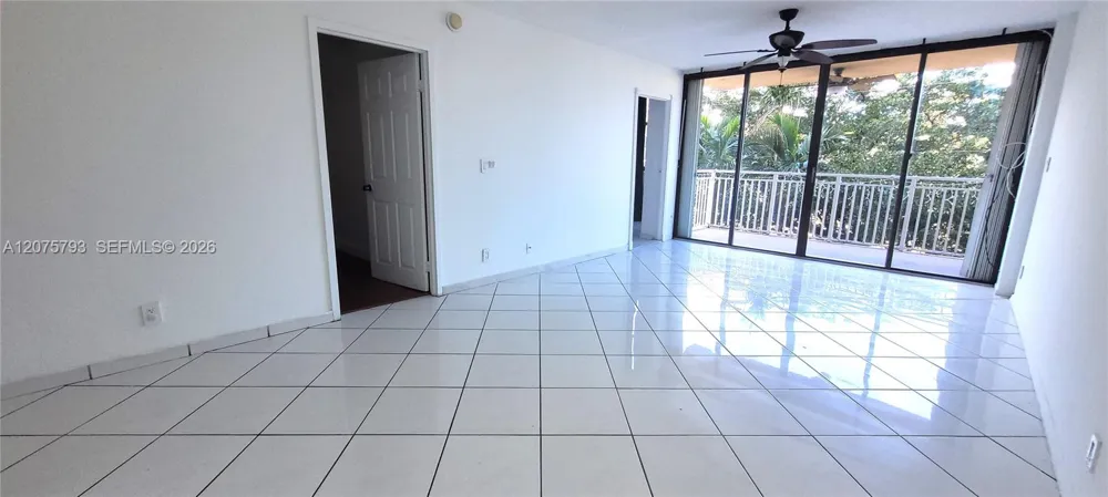 2450 NE 135th St #206 North Miami, FL 33181