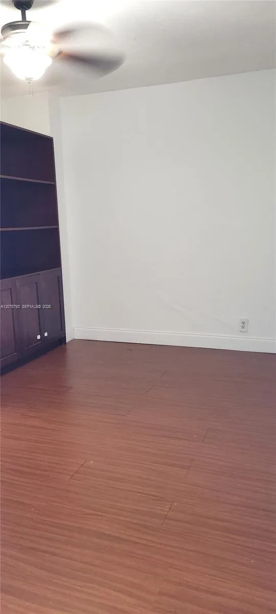 2450 NE 135th St #206 North Miami, FL 33181