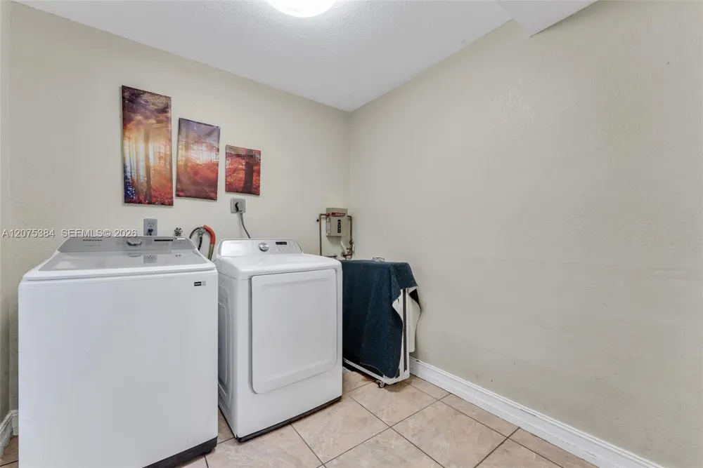 19137 NW 47th Ave Miami Gardens, FL 33055